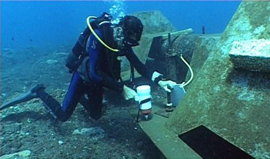Hull inspection, Reunion Island