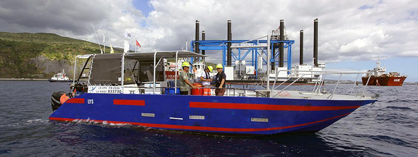 Crew and cargo transfer, Reunion Island
